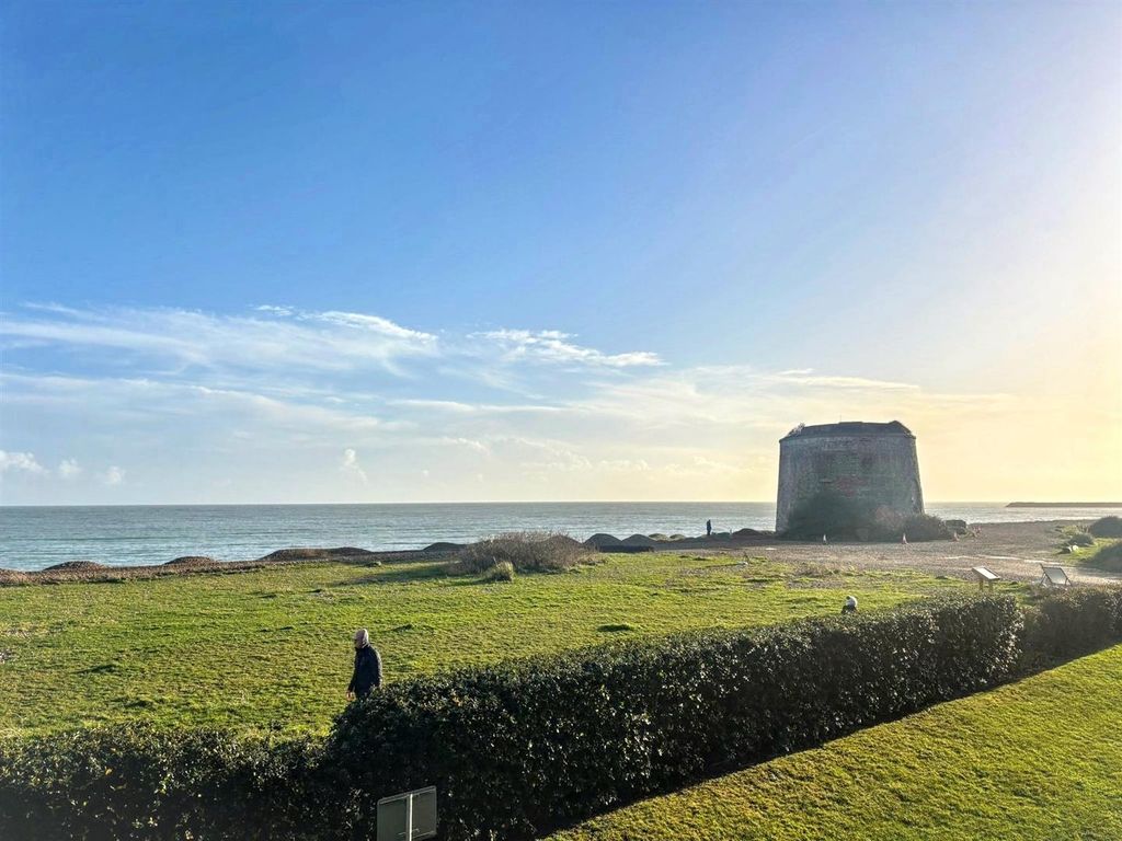 Property photo 2 of 20 Photo-2025-12-10-14-41-47 (3).Jpg