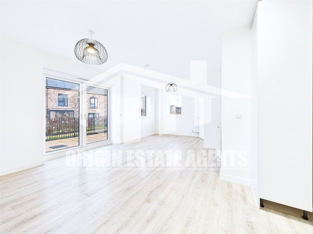 Property photo 3 of 27 Picture No. 71