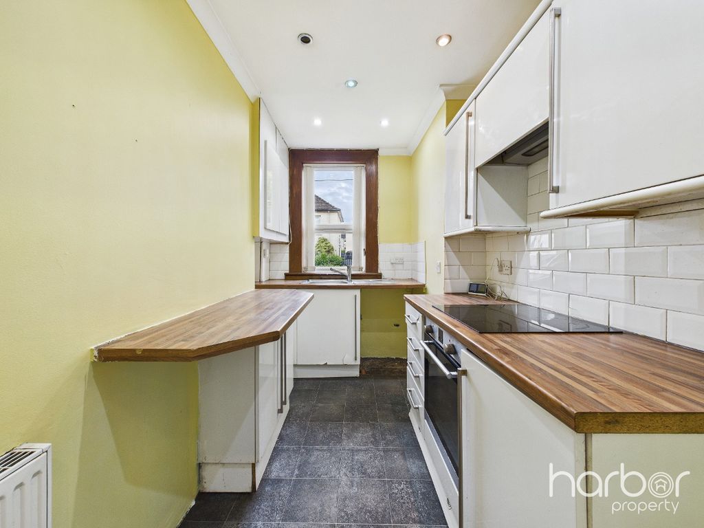 Property photo 3 of 16 4484178