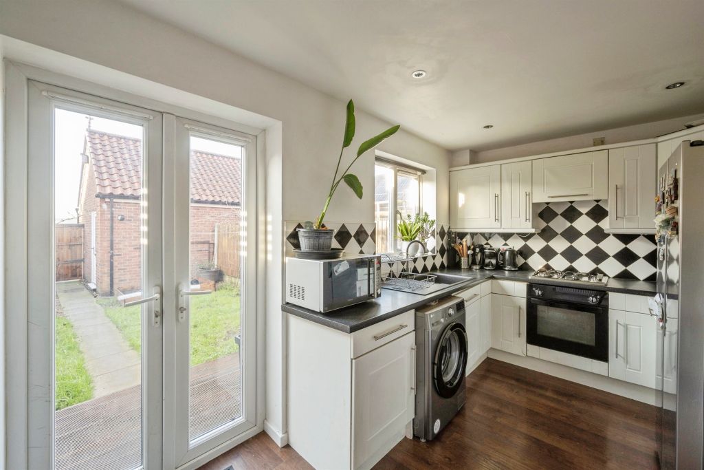 Property photo 3 of 16