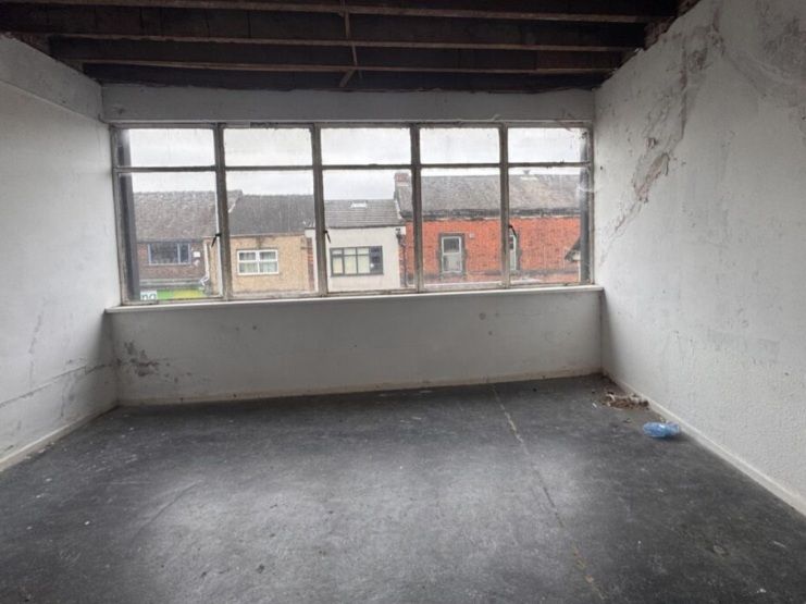 Property photo 3 of 4