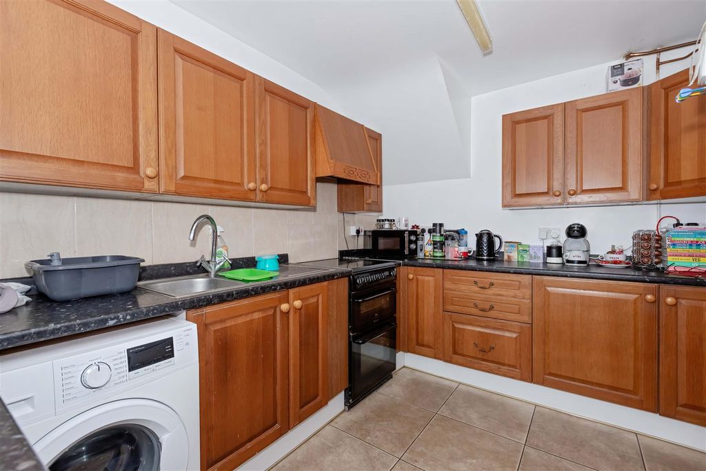 Property photo 3 of 13 The Strand_2.Jpg