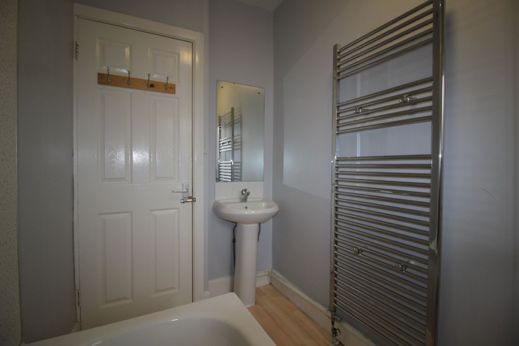 Property photo 1 of 36