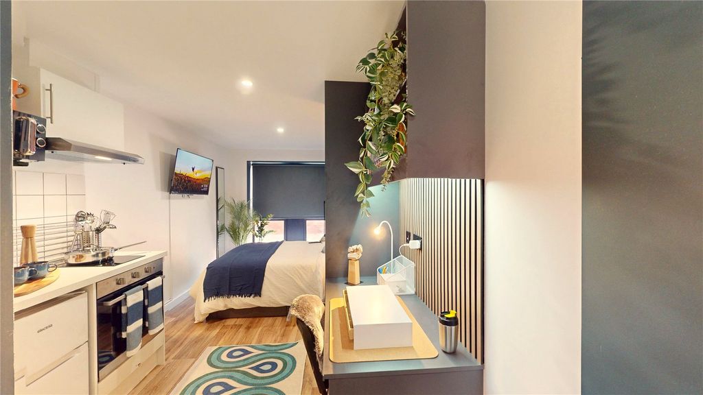 Property photo 1 of 4 Picture No. 17