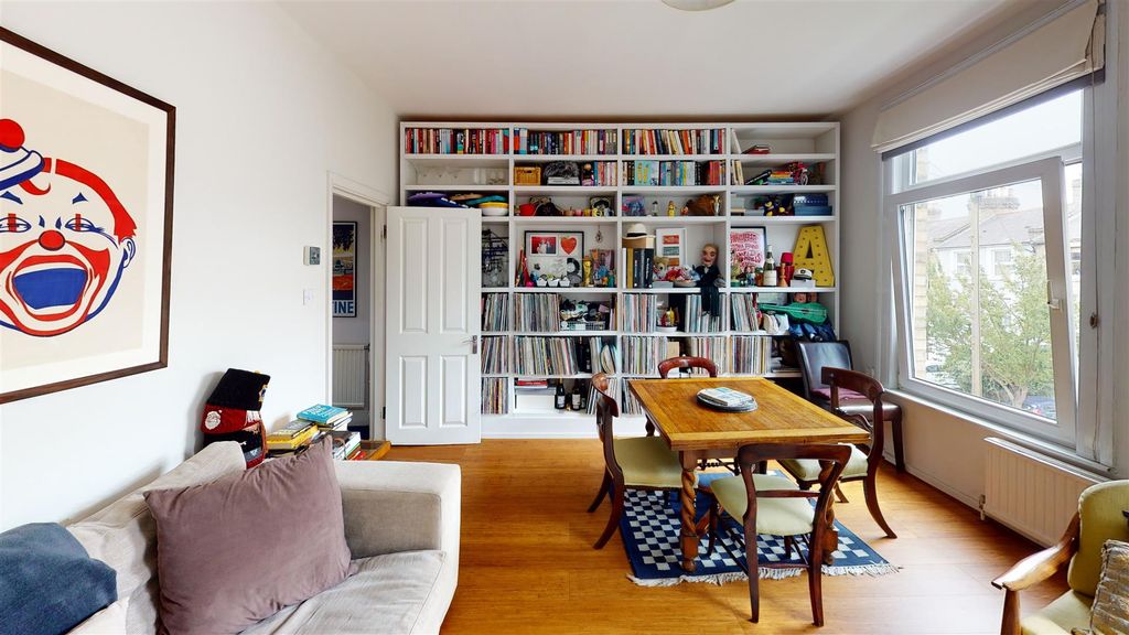 Property photo 1 of 10