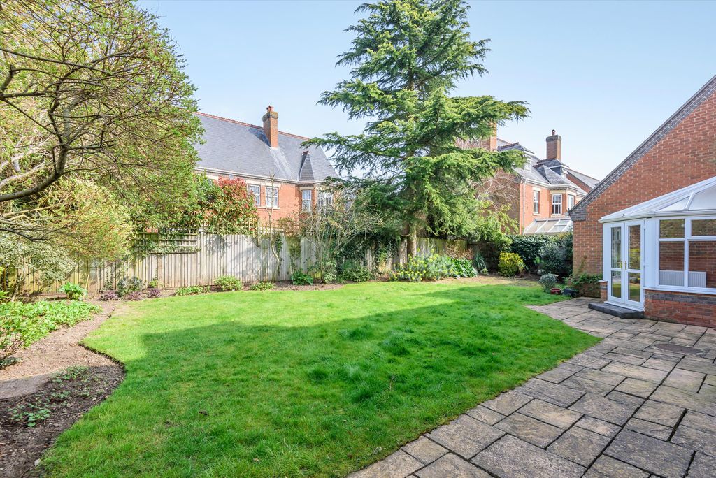 Property photo 1 of 15 Image