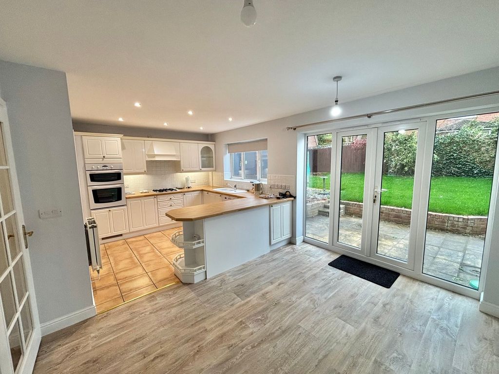 Property photo 3 of 30