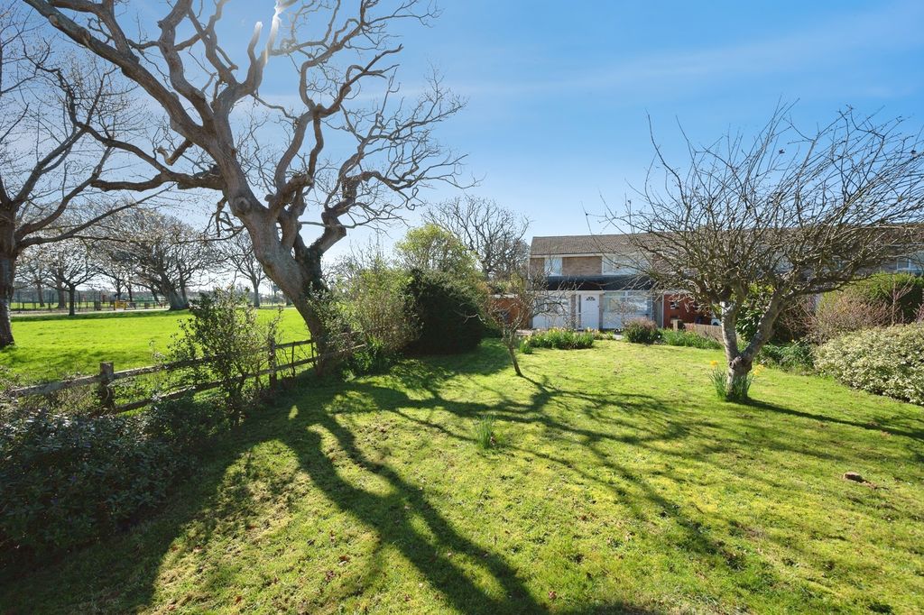 Property photo 1 of 20 Pbox-Img.Jpg