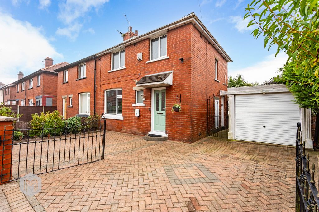 Property photo 1 of 25