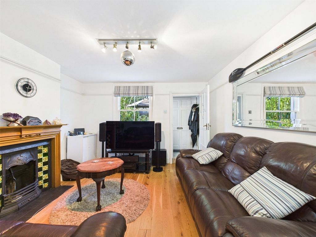 Property photo 3 of 11 Picture No. 05