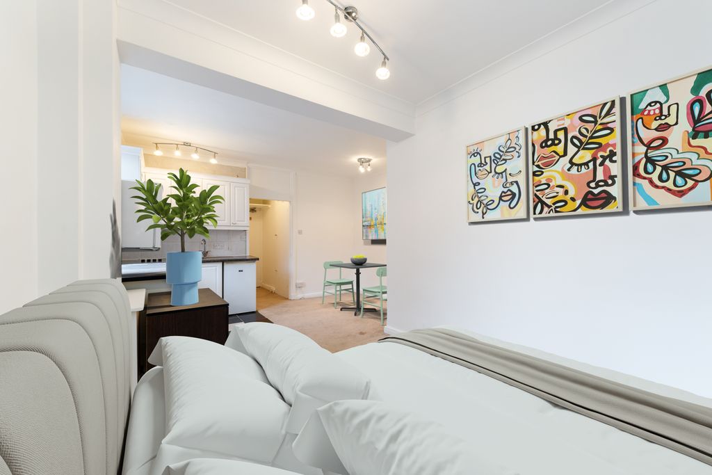 Property photo 1 of 4