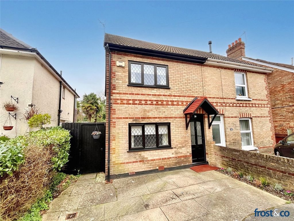 Property photo 1 of 14 Archway Road
