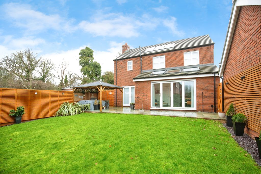 Property photo 2 of 33 Ba74913B-Mw-9873