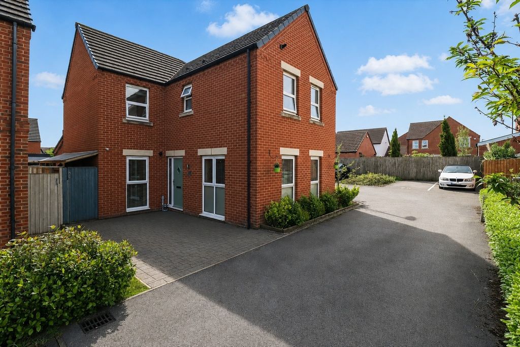 Property photo 1 of 40 77F6Dbbd6006E346003B6c7B68A8c2d41249d648.Jpg