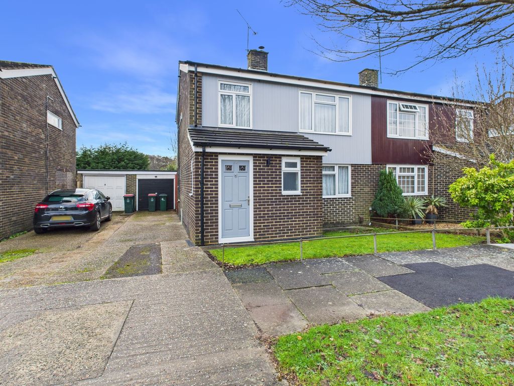 Property photo 1 of 21