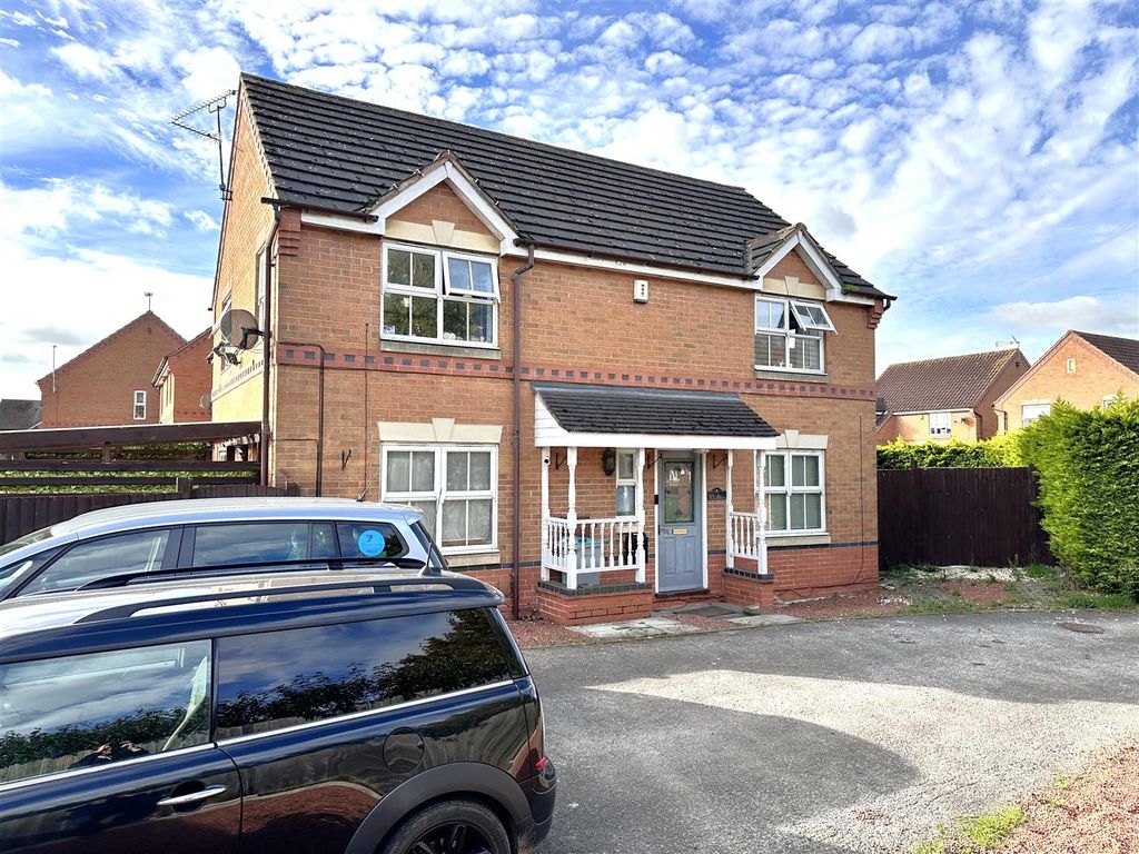 Property photo 1 of 21 Front Aspect 908