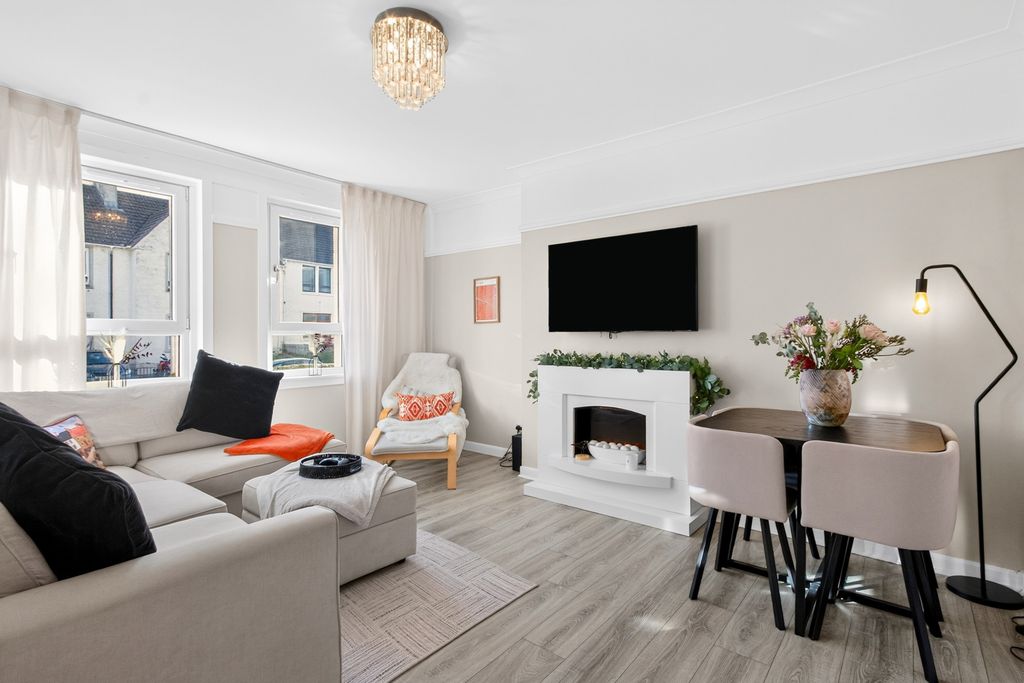 Property photo 3 of 19 Pbox-Img.Jpg