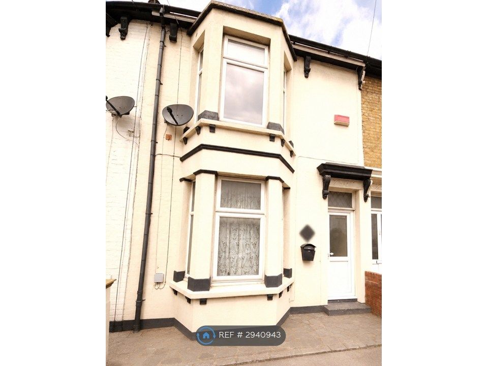 Property photo 1 of 14 Front