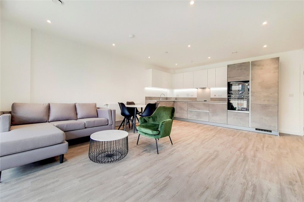 Property photo 1 of 25 Picture No. 35