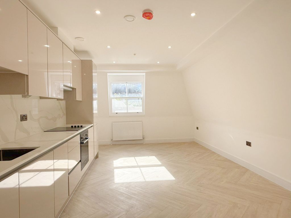 Property photo 1 of 11 Open Plan Living Room And Kitchen