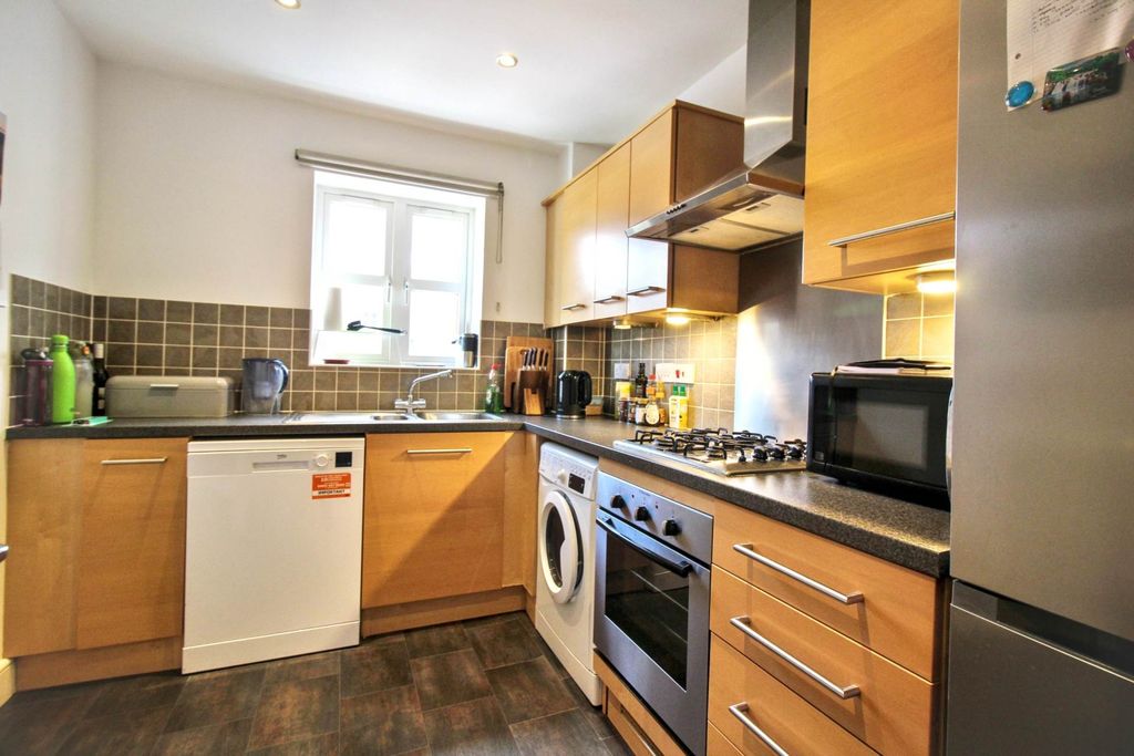Property photo 2 of 5