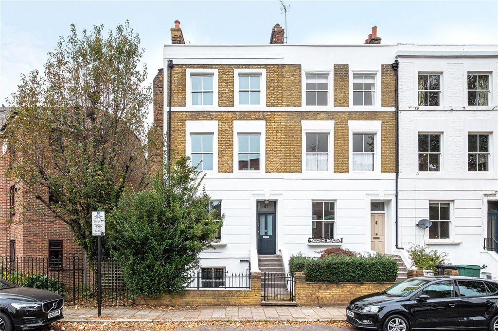 Property photo 1 of 34 Picture No. 75