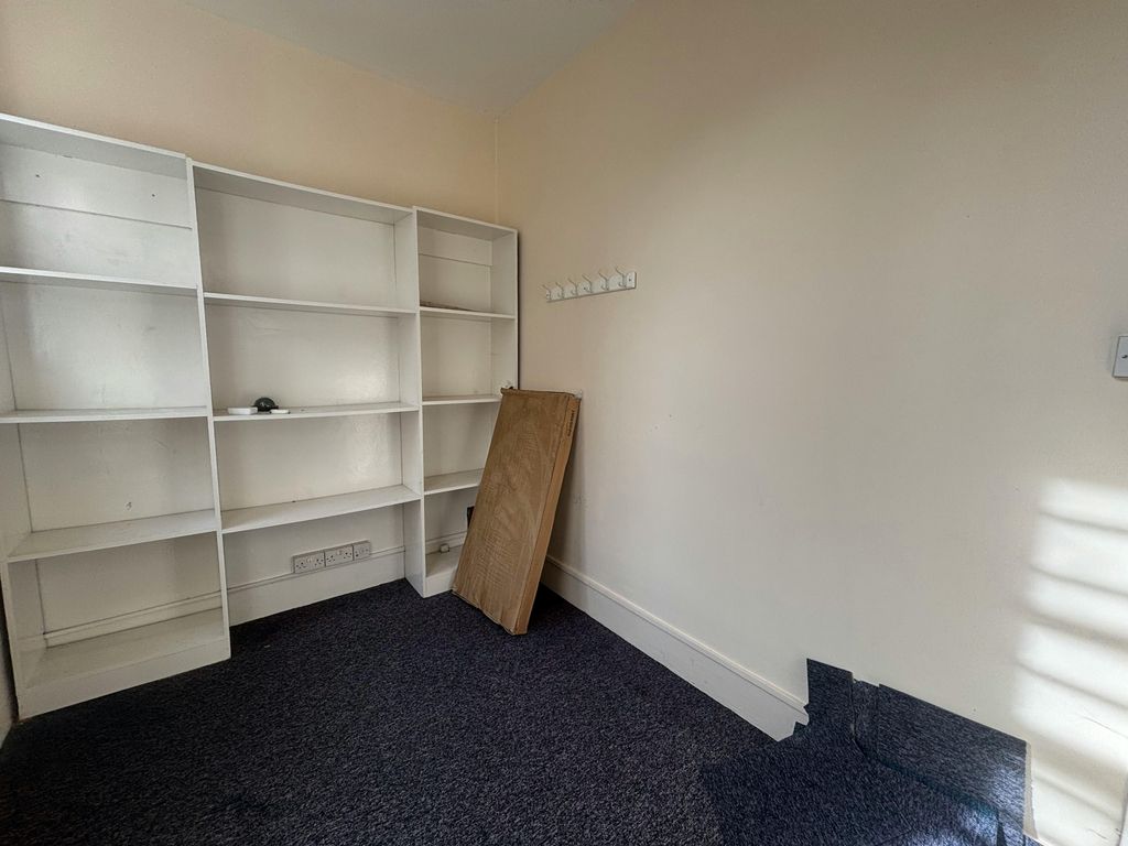 Property photo 3 of 7 Img_4489.Jpeg