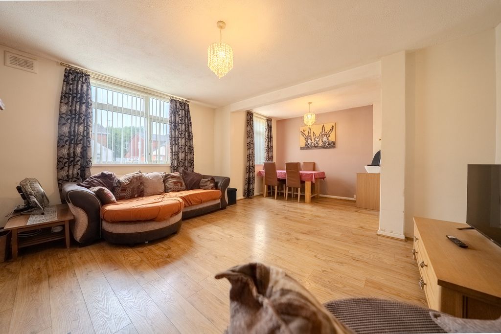 Property photo 3 of 20 Dsc00257-Hdr