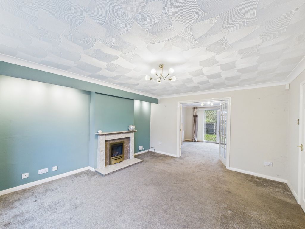 Property photo 2 of 23 4620616