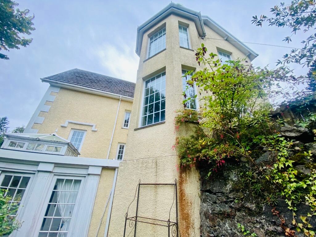 Property photo 1 of 22