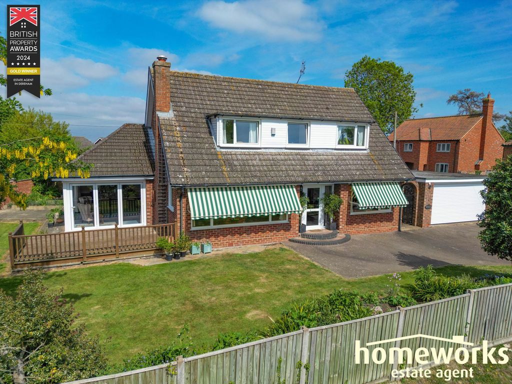 Property photo 2 of 23