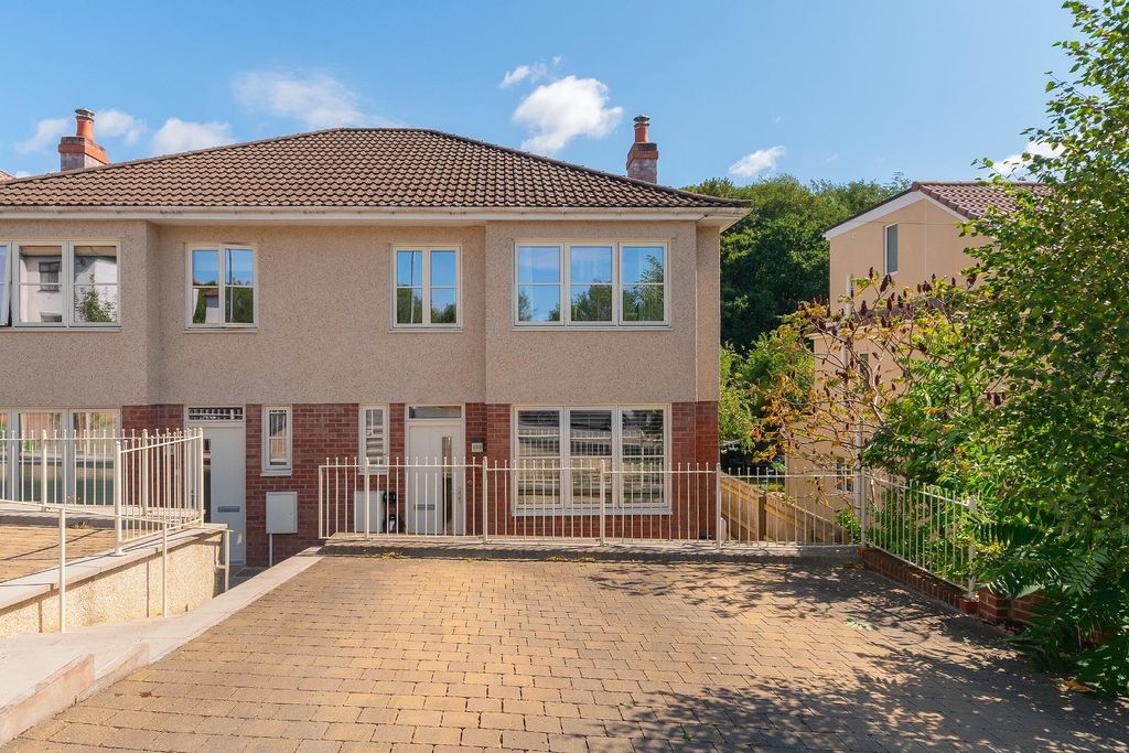 Property photo 2 of 42 1W5Brbn - External B.Jpg