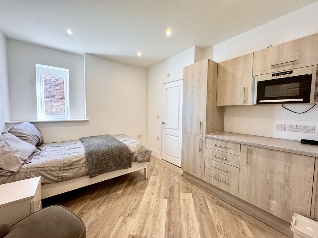 Property photo 3 of 10 Gallery