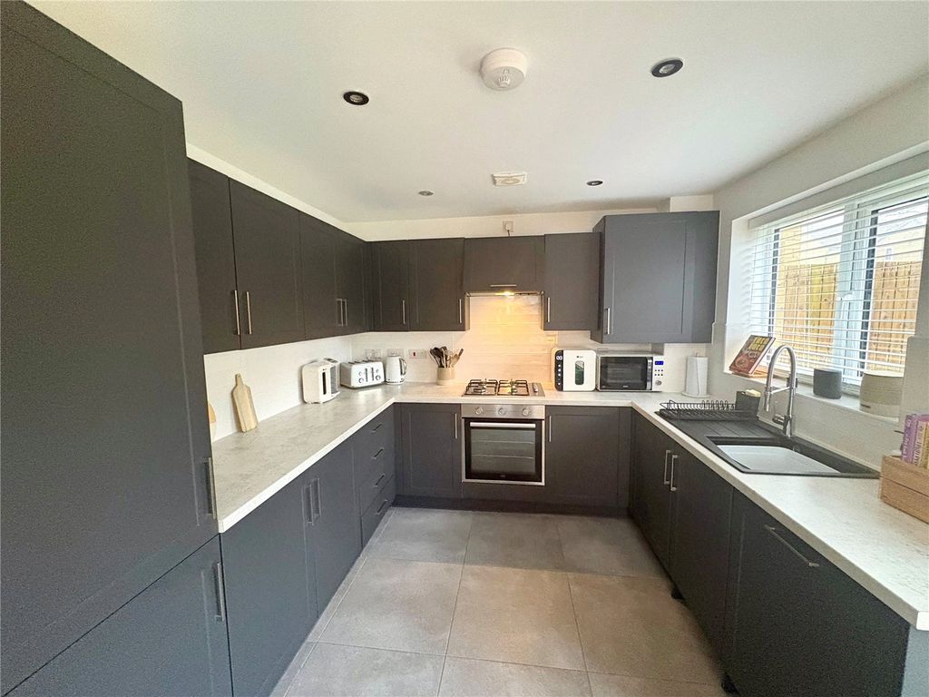 Property photo 2 of 18 Picture No. 03