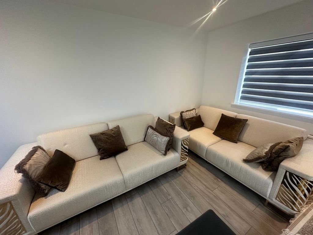 Property photo 1 of 15 Bright, Modern Living Room With Matching Cream Sof...