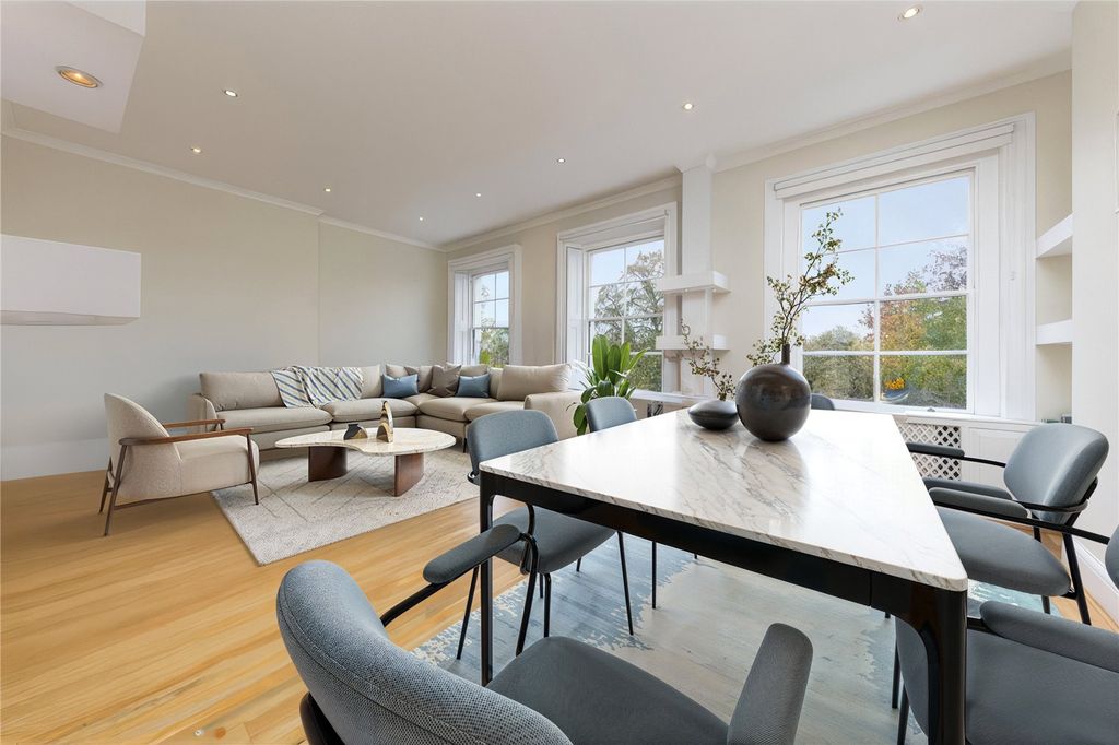 Property photo 2 of 12 Picture No. 17