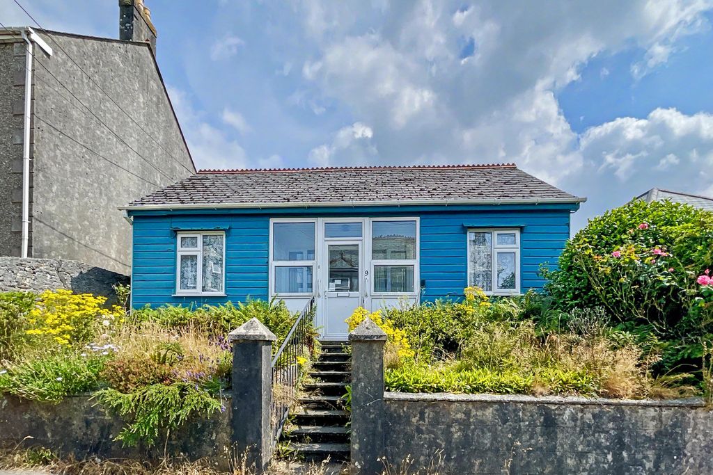 Property photo 1 of 18 9 Wellington Road, St. Dennis, Saint Austell, Pl26 8Bn