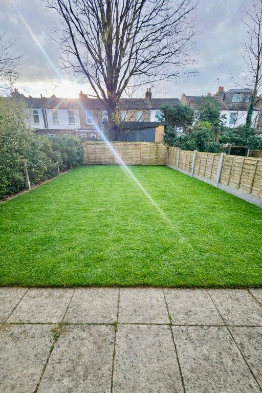 Property photo 1 of 12 Spacious Two-Bedroom Maisonette With Private Garden Â€“ En3 7Ey