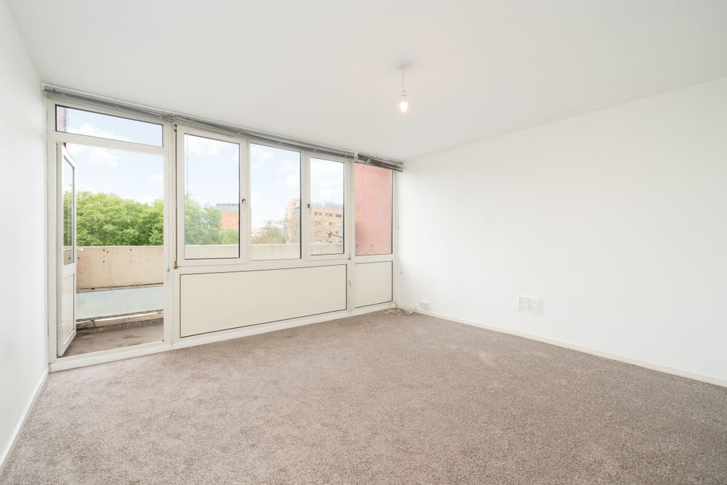 Property photo 1 of 10 Canterbury House ...