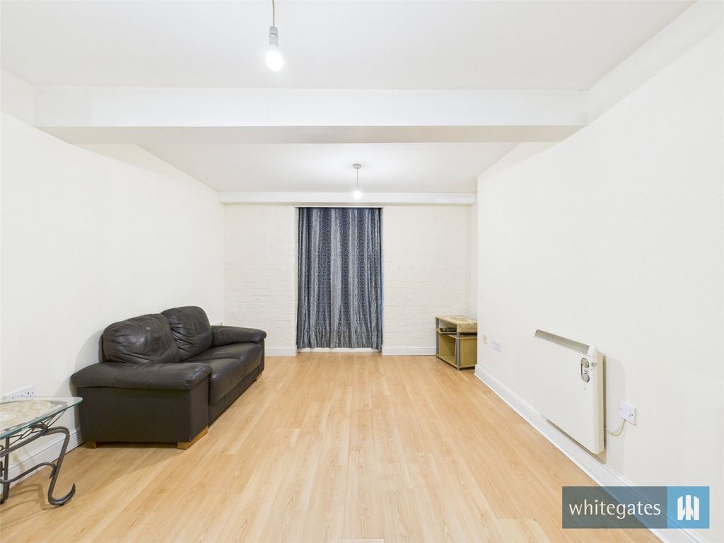 Property photo 2 of 9 Picture No. 05