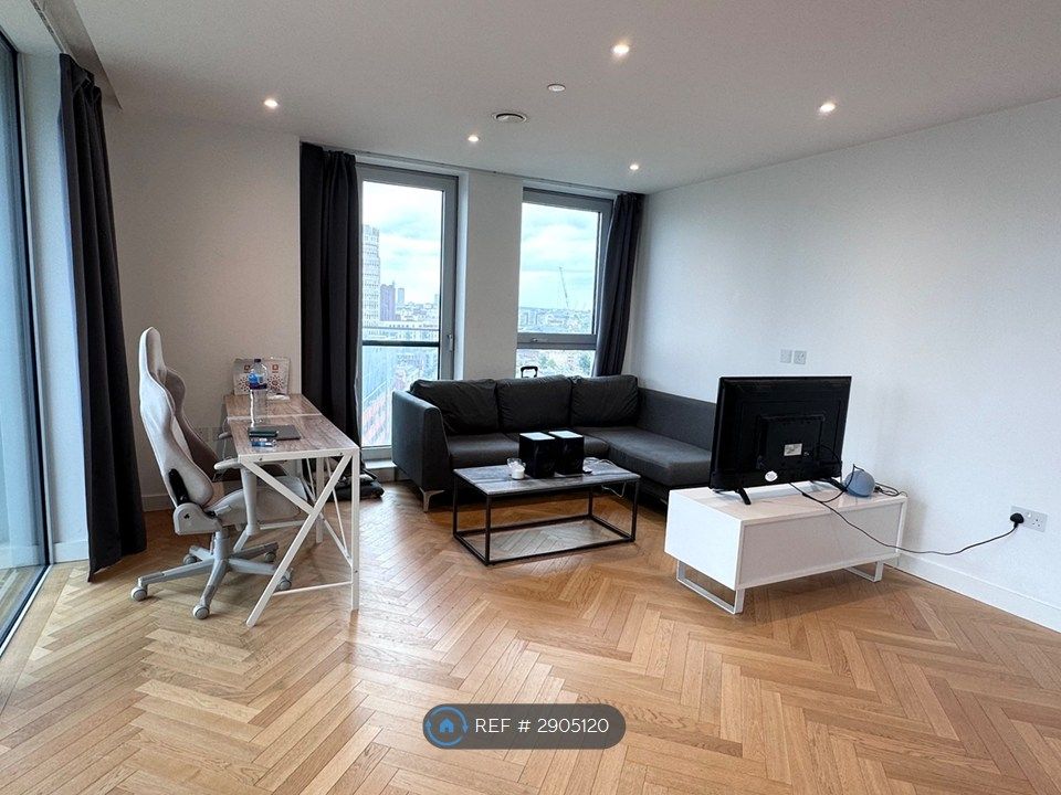 Property photo 3 of 10