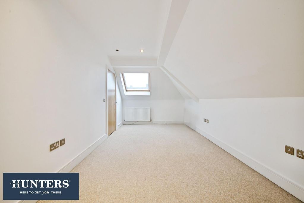 Property photo 3 of 11 Untitled Design (4).Png