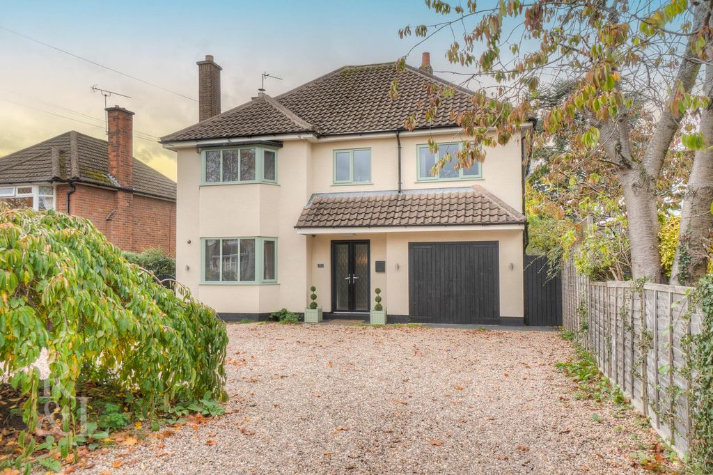 Property photo 1 of 34 Batched (19).Jpg