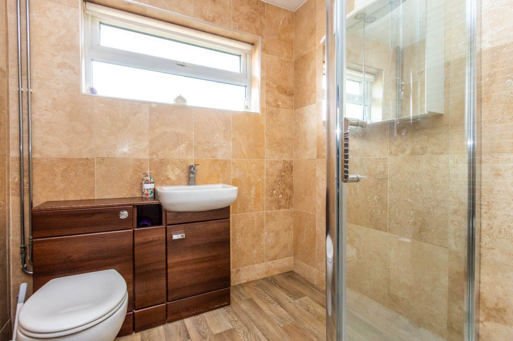 Property photo 3 of 10 Img_2630