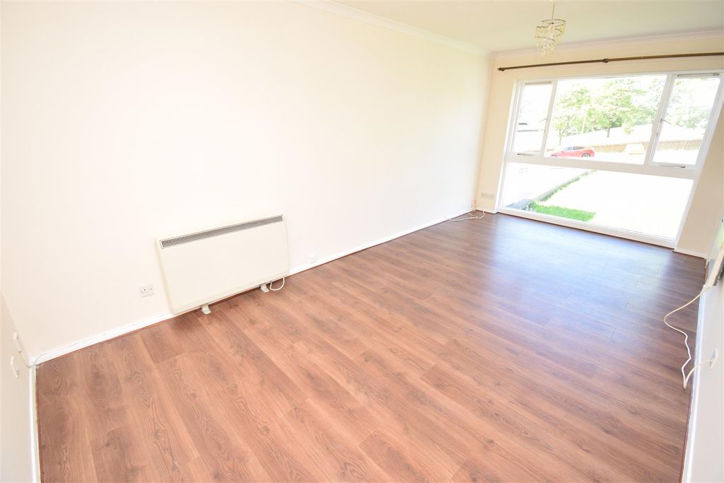 Property photo 3 of 14 Lounge-Dining Room.Jpg