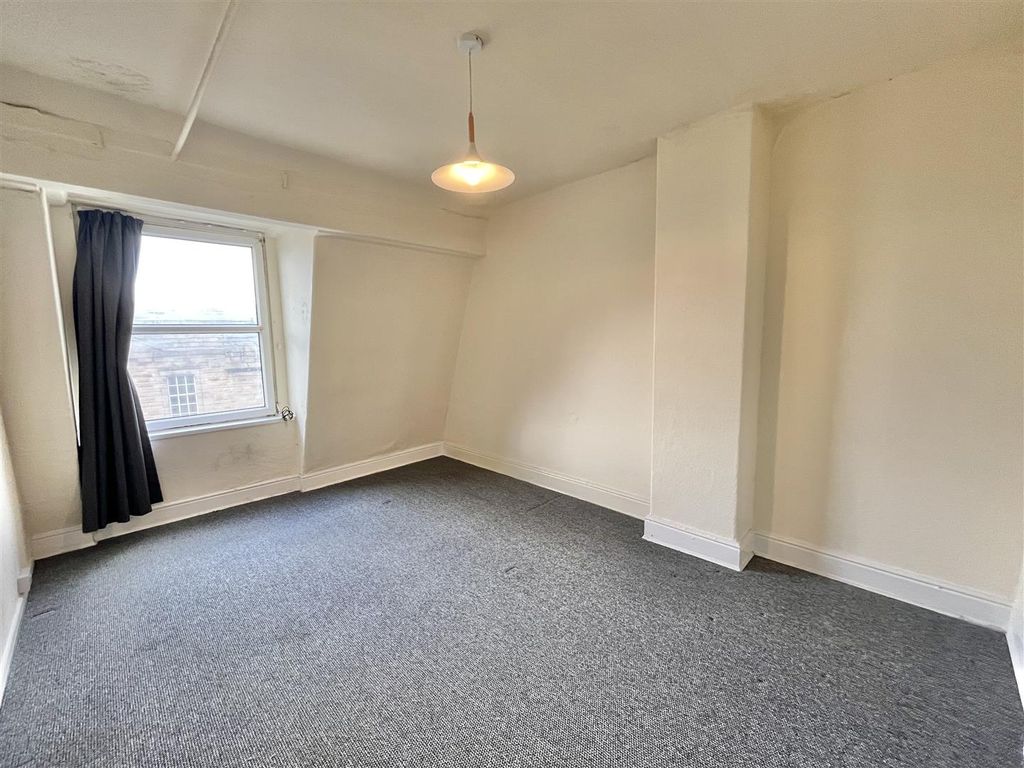 Additional image 4 of 2 bed flat for saleSmithy Fold, Glossop SK13
