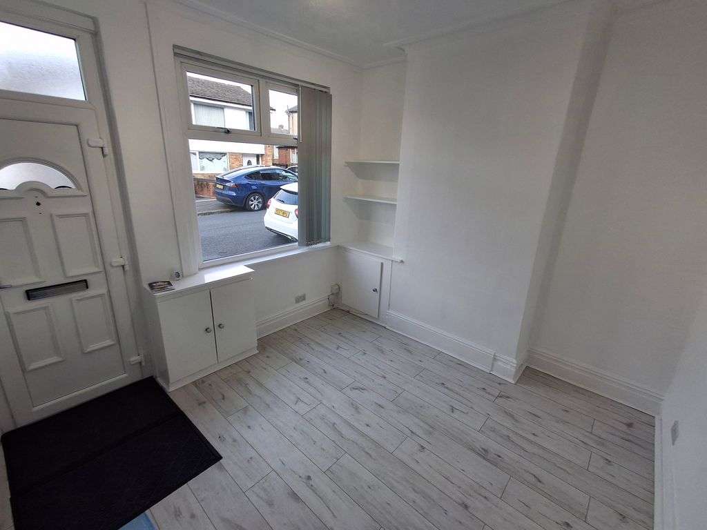 Property photo 2 of 12 20251103_145625