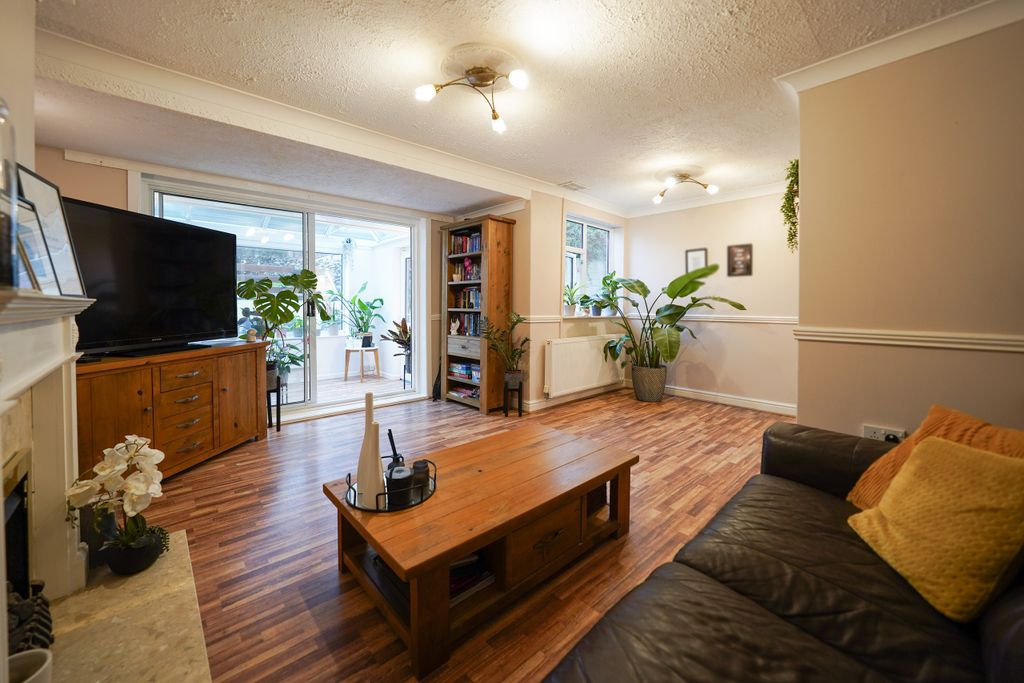 Property photo 3 of 22 Dsc06057.Jpg