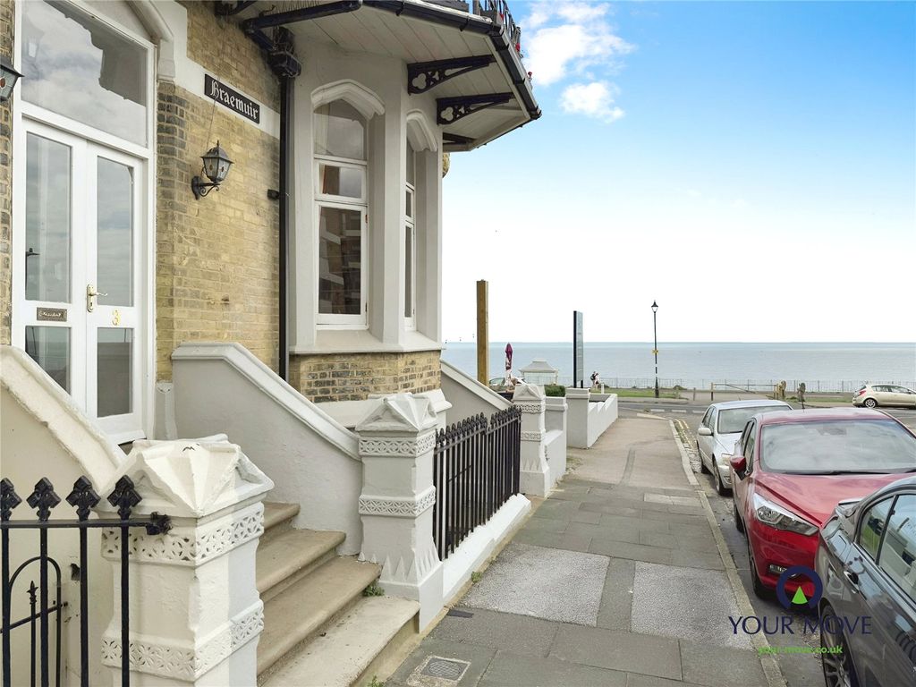 Property photo 2 of 40 External