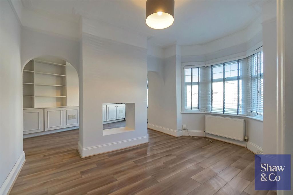 Property photo 2 of 16 Dsc00085.Jpg